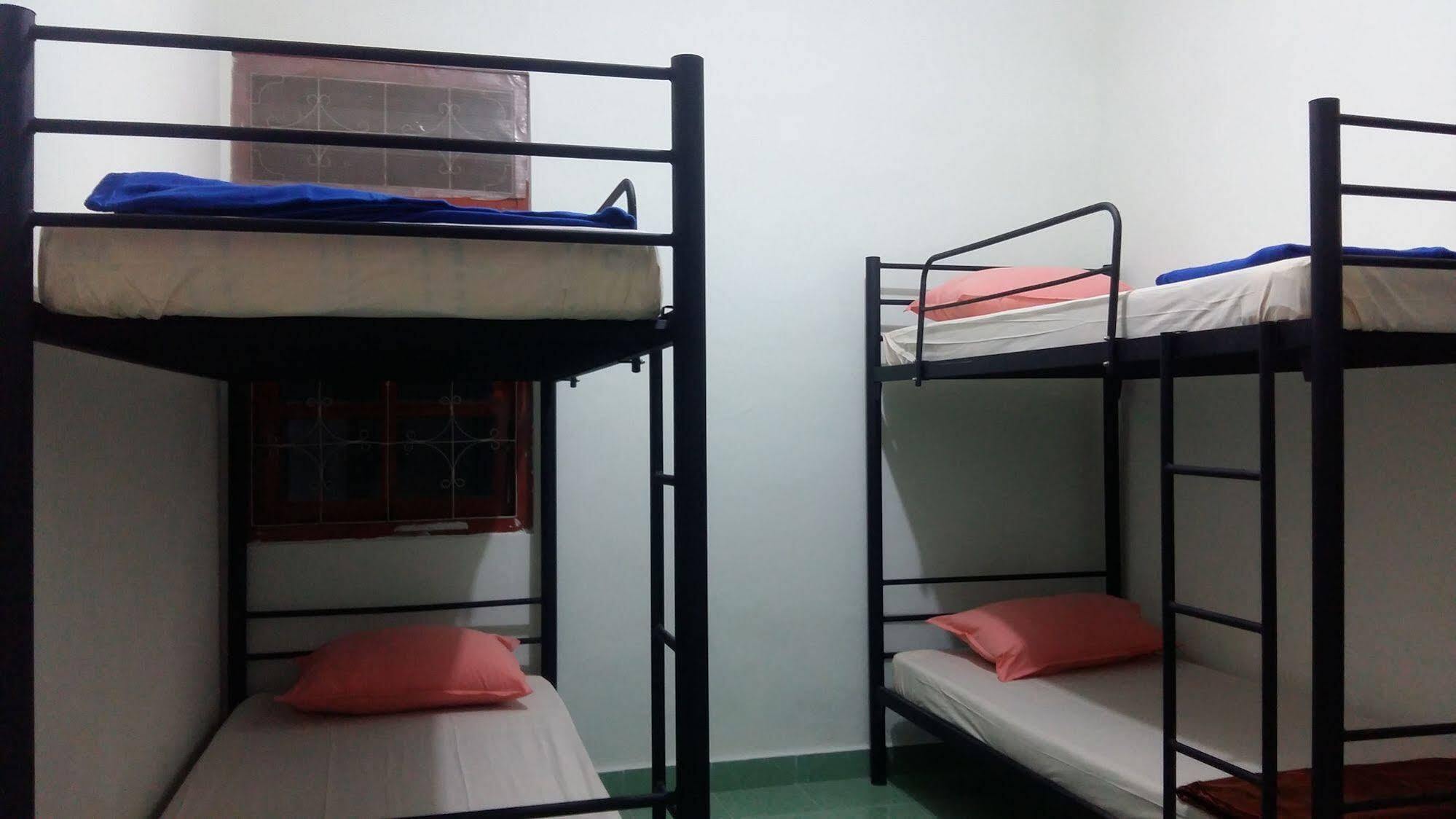 Morotai Camp Hostel (Adults Only) Денпасар Экстерьер фото